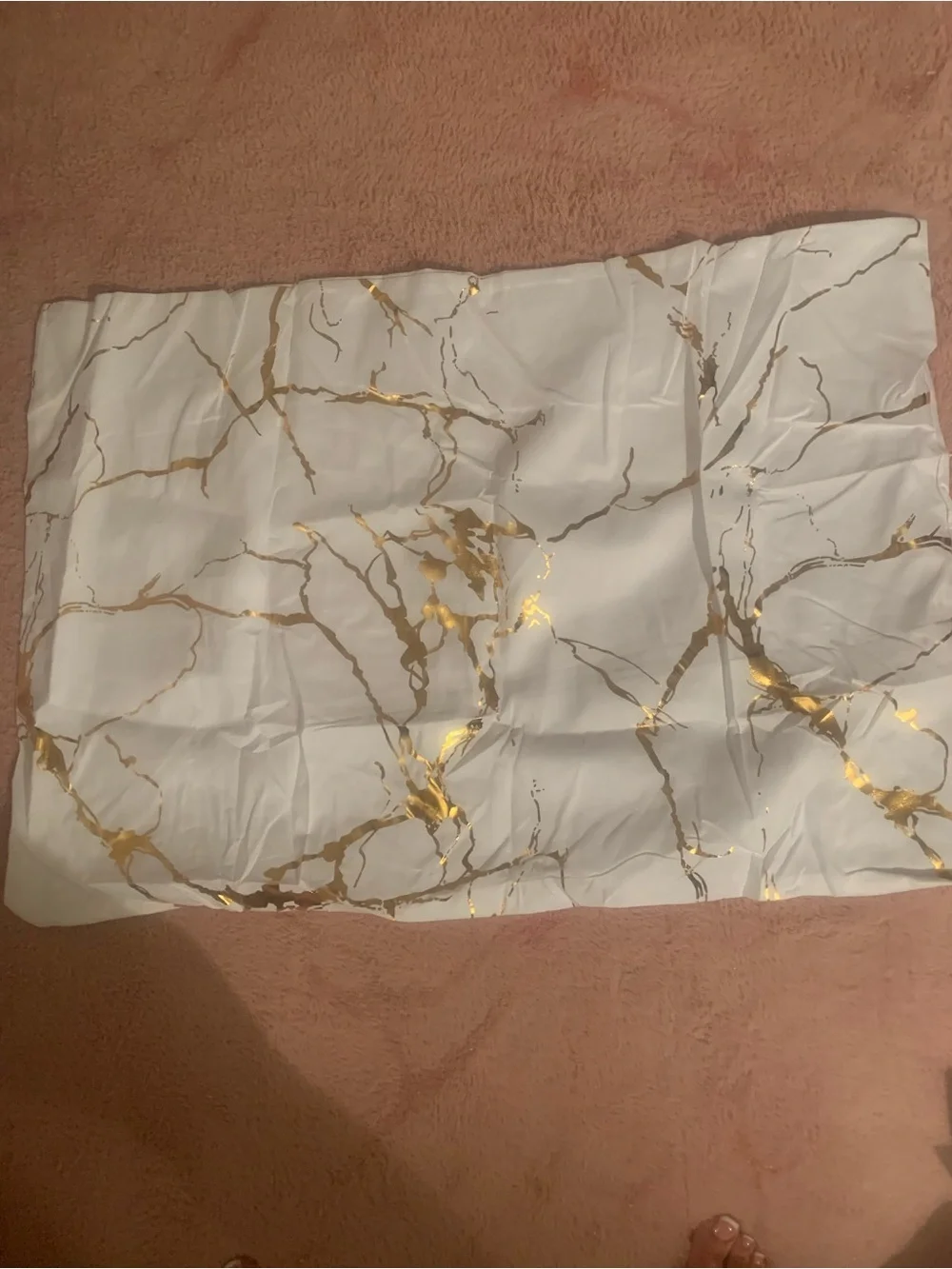 FULL SIZE New! White and Gold Marble Print Bedding Set - Elegant Comfort, NEW!!